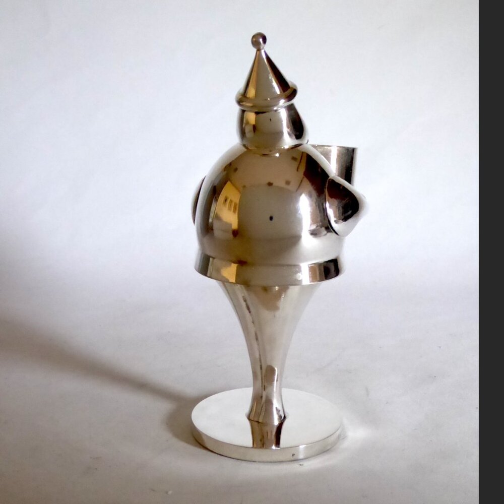 NEW VINTAGE 7.5” POTTERY BARN SILVER PLATE SANTA CLAUS TEA LIGHT CANDLE HOLDER - Picture 5 of 10